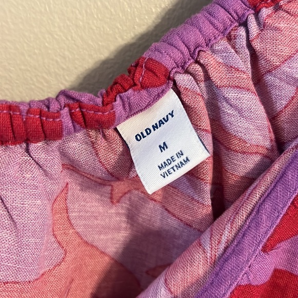 Old Navy Fuschia/Pink Floral One Shoulder Blouse - Picture 3 of 6